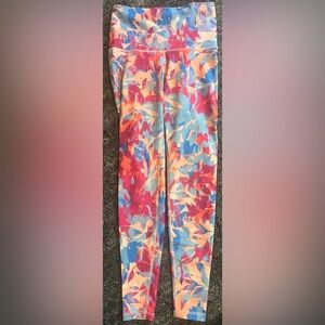 Old Navy Multicolor Leaf Print Leggings